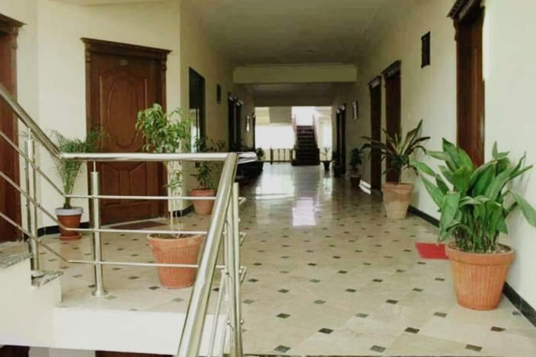 Ballagio Isb Hotel Islamabad Buitenkant foto